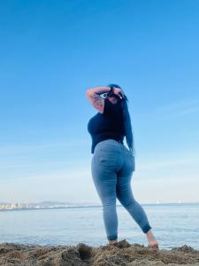 682057117: Chica busca chico en Barcelona