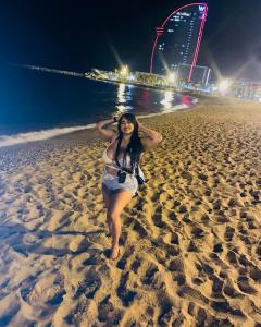 682057117: Chica busca chico en Barcelona