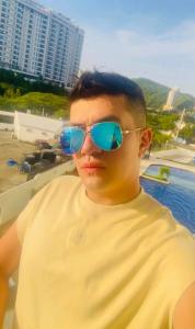 632223037: Chico busca chica en Valencia