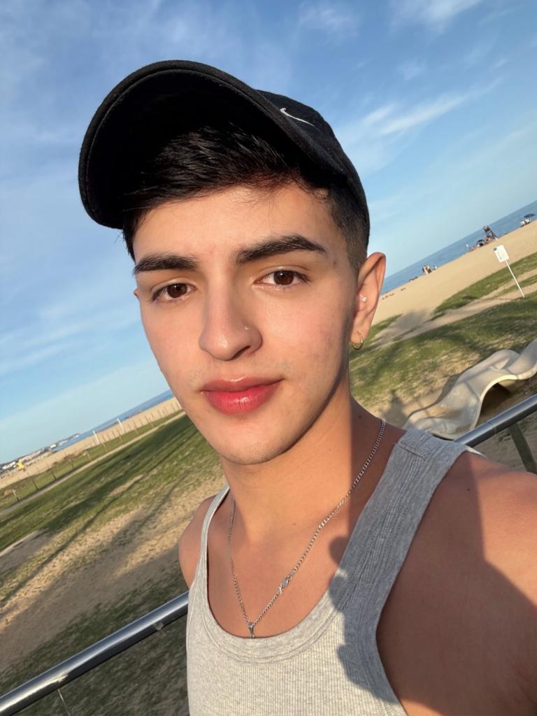 Chico busca chica en Barcelona: 