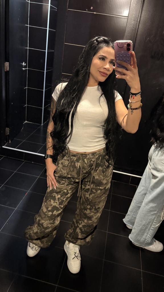 Chica busca chico en Sevilla: 