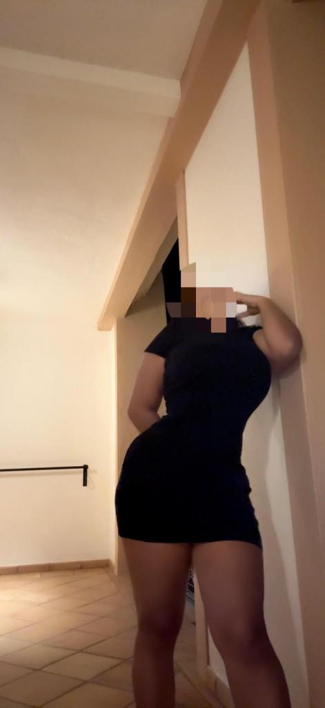 Chica busca chico en Tenerife: 