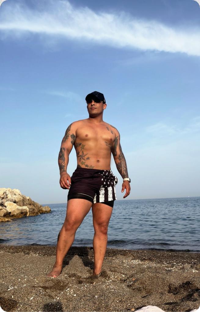 Chico busca chica en Sevilla: 