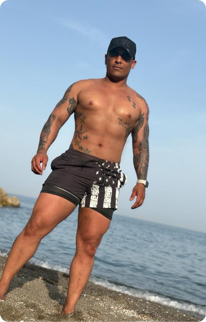 Chico busca chica en Sevilla: 