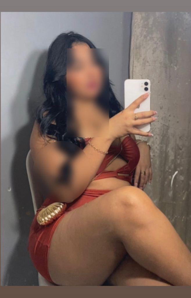 641006785: Chica busca chico en Zaragoza