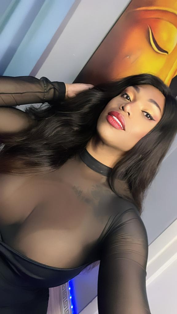 642553601: Transexual en Barcelona