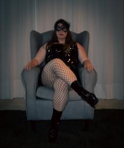 Chica busca chico en Sevilla: 