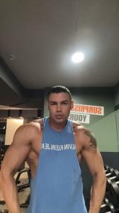 609603332: Chico busca chica en Málaga