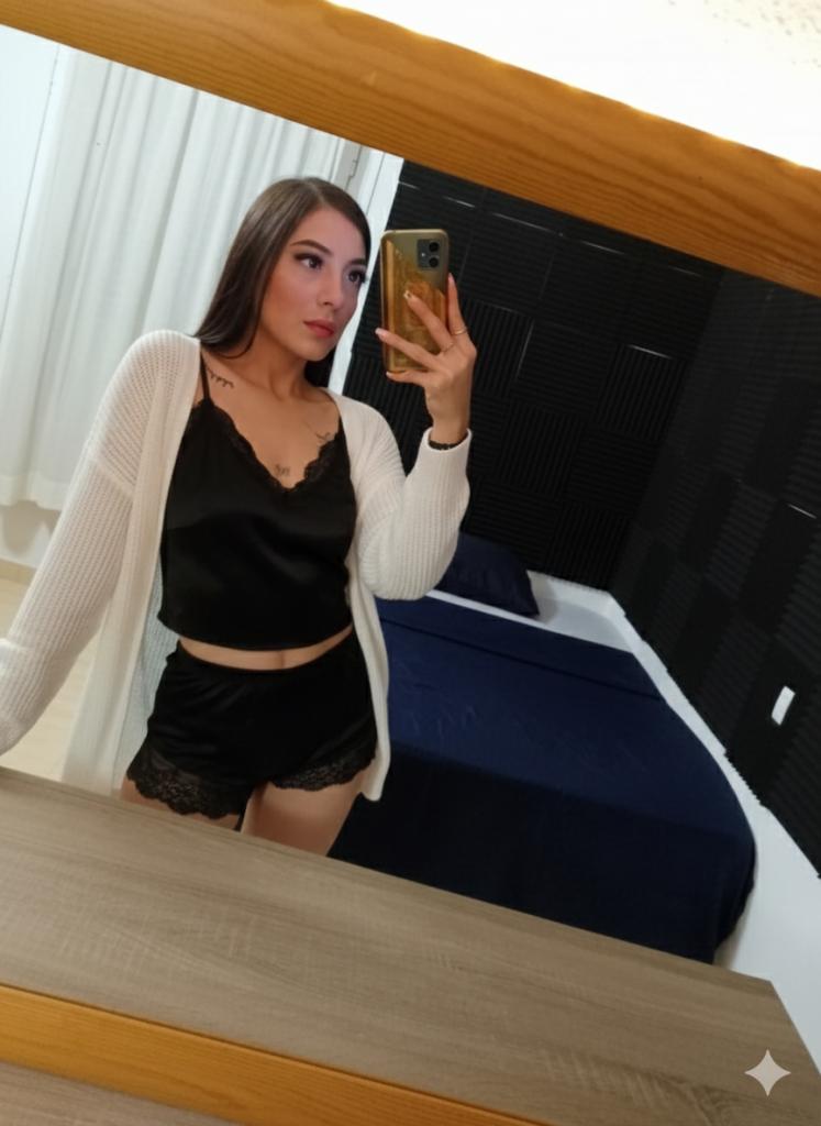 Chica busca chico en Tarragona: Chica busca chico