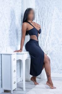 600830771: Chica busca chico en Barcelona