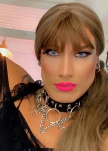 612469457: Travesti en Barcelona