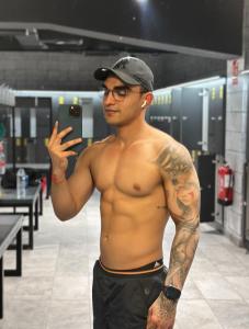 Chico busca chica en Málaga: 