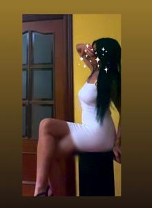 643471815: Chica busca chico en Granada