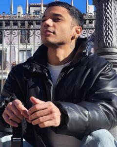 Chico busca chica en Madrid: 