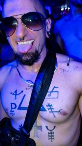 604012507: Chico busca chica en Madrid