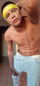 Chico busca chica en Sevilla: 