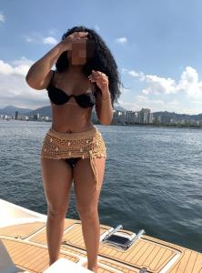 Chica busca chico en Cádiz: 