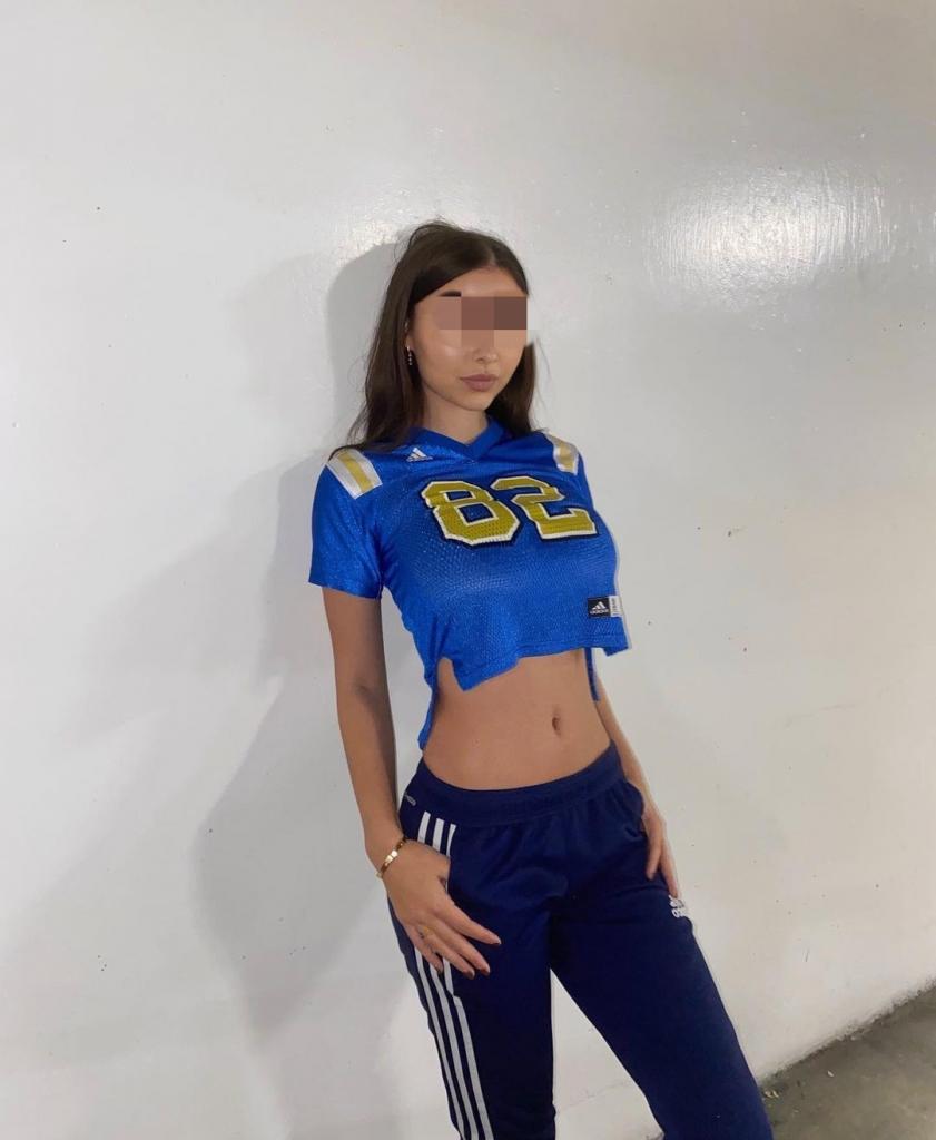 645369738: Chica busca chico en Barcelona