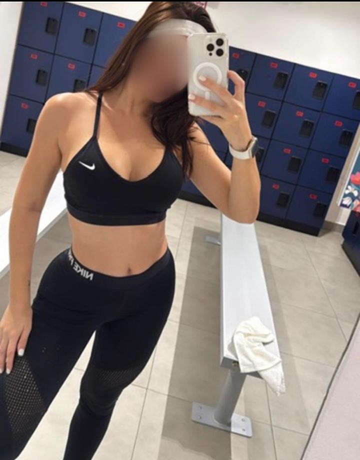 642687631: Chica busca chico en Pontevedra