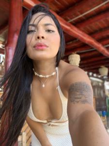 613347926: Chica busca chico en Navarra