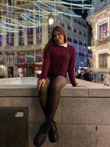 614673403: Chica busca chico en Madrid