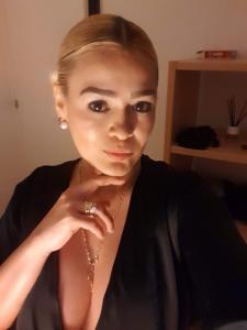 692848629: Chica busca chico en Ibiza