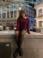 614673403: Chica busca chico en Madrid