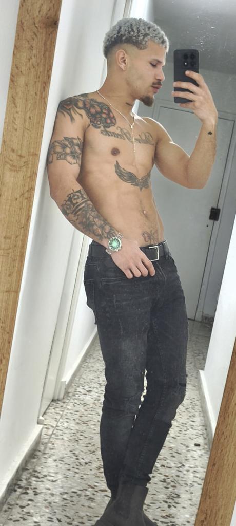 Chico busca chica en Asturias: 