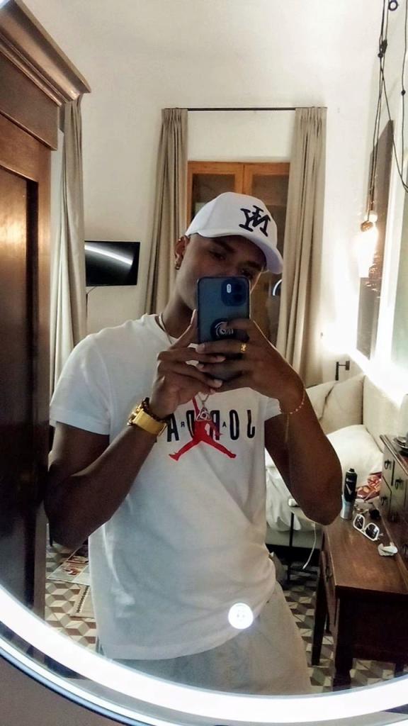 Chico busca chica en Alicante: 