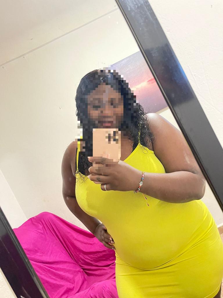 Chica busca chico en Huelva: 