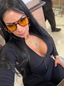 643773073: Chica busca chico en Las Palmas