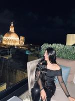 666314275: Chica busca chico en Ibiza