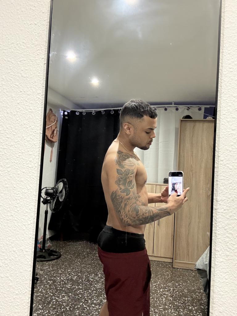 Chico busca chica en Valencia: 