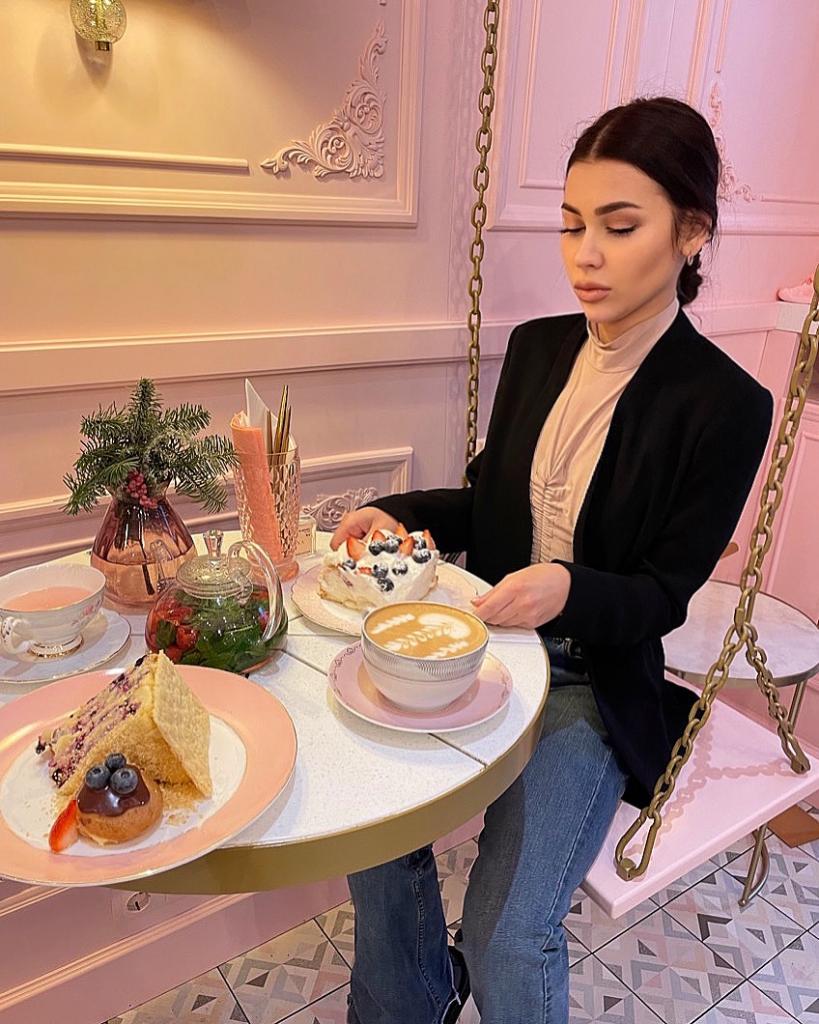 644730088: Chica busca chico en Madrid