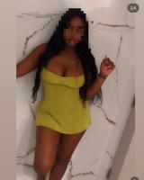 637992058: Chica busca chico en Sevilla