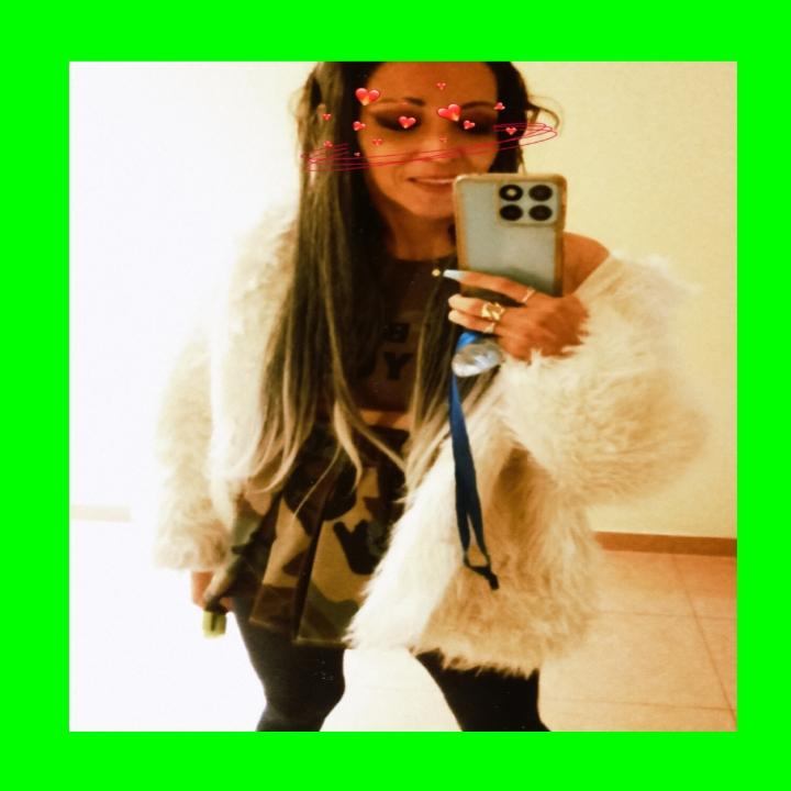 602553908: Chica busca chico en La Coruña