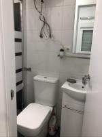 689716218: Chica busca chico en Madrid