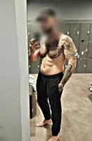 661549831: Chico busca chica en Sevilla