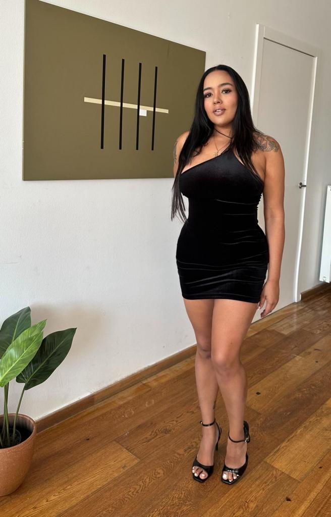 Chica busca chico en Barcelona: 