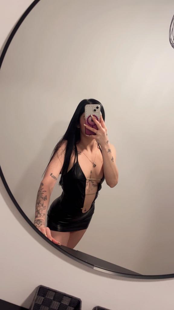 742042249: Chica busca chico en Málaga