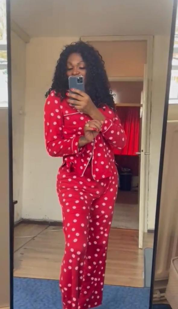 614711403: Travesti en Vizcaya