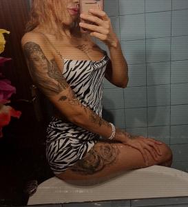 742097671: Chica busca chico en Madrid