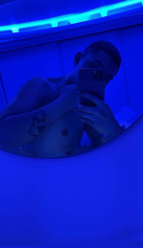 663424562: Chico busca chica en Barcelona