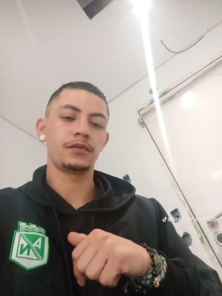 Chico busca chica en Gerona: 