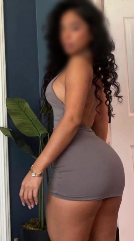 Chica busca chico en Orense: 