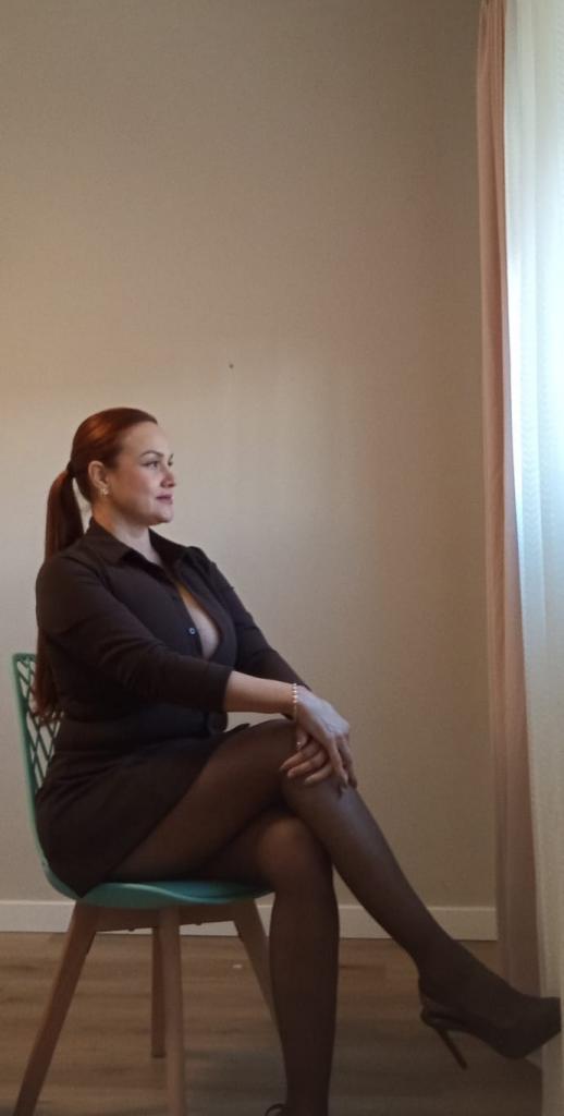 Chica busca chico en Cádiz: 