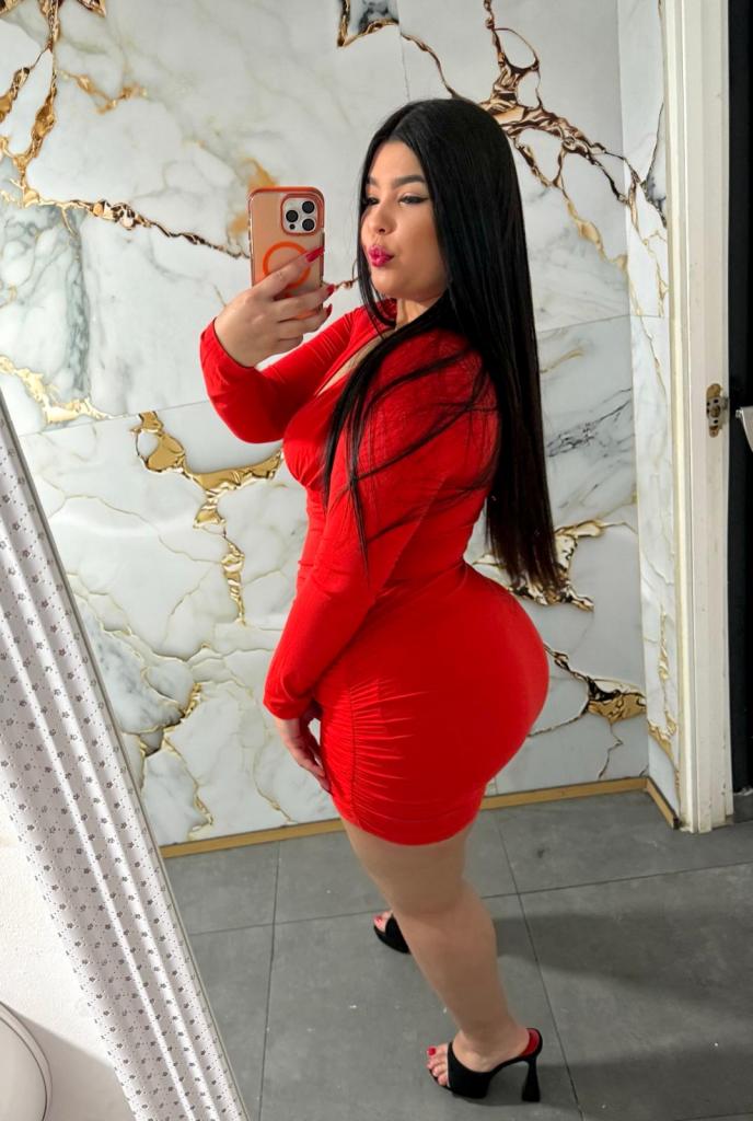 660868769: Chica busca chico en Granada