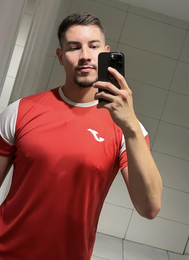 Chico busca chica en Mallorca: 