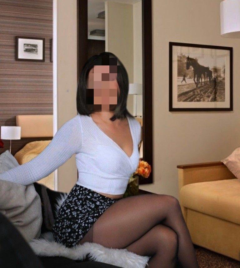 Chica busca chico en Granada: 