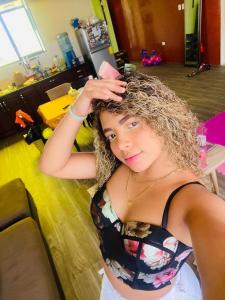 643464324: Chica busca chico en Las Palmas